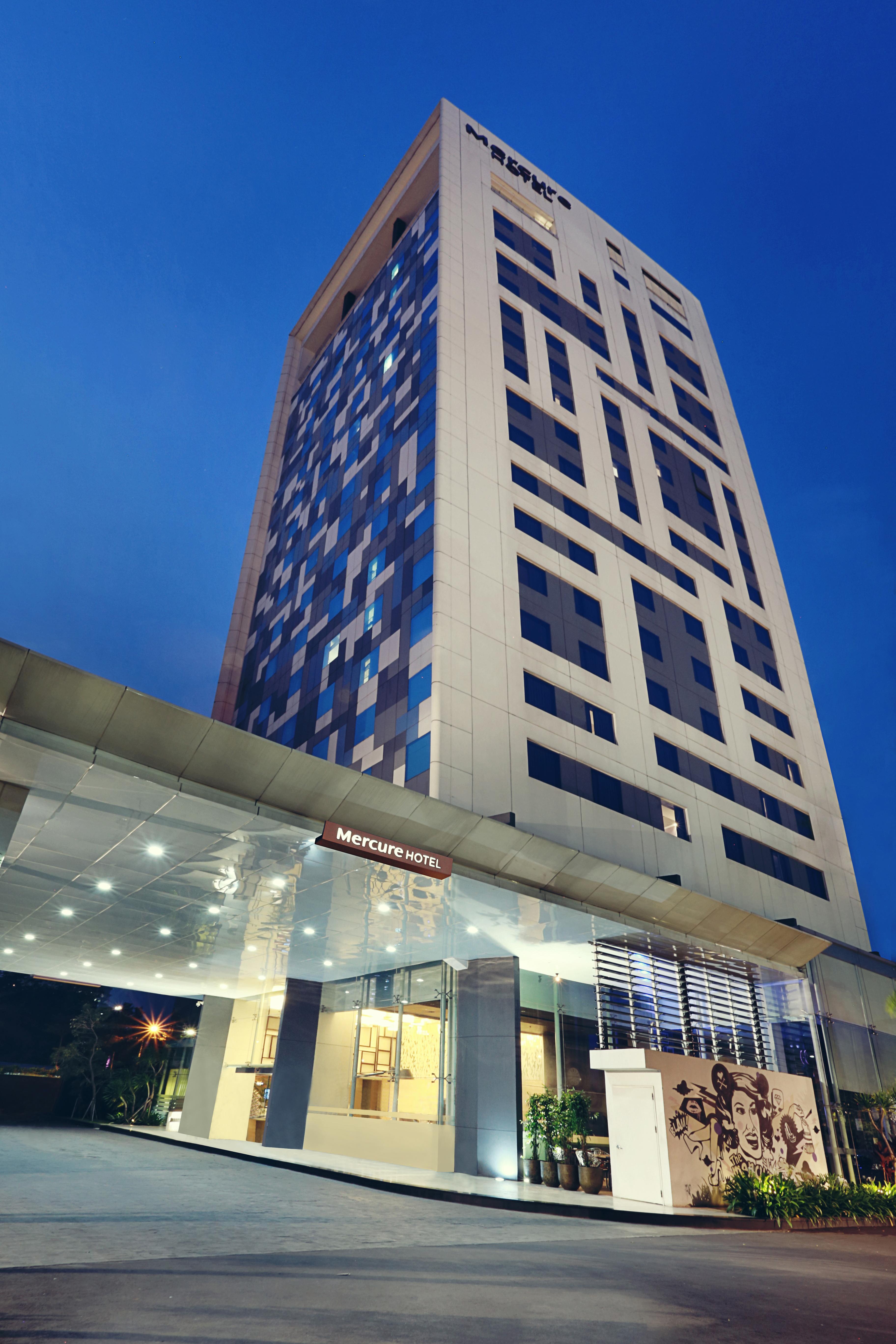 Hotel Mercure Simatupang 4*